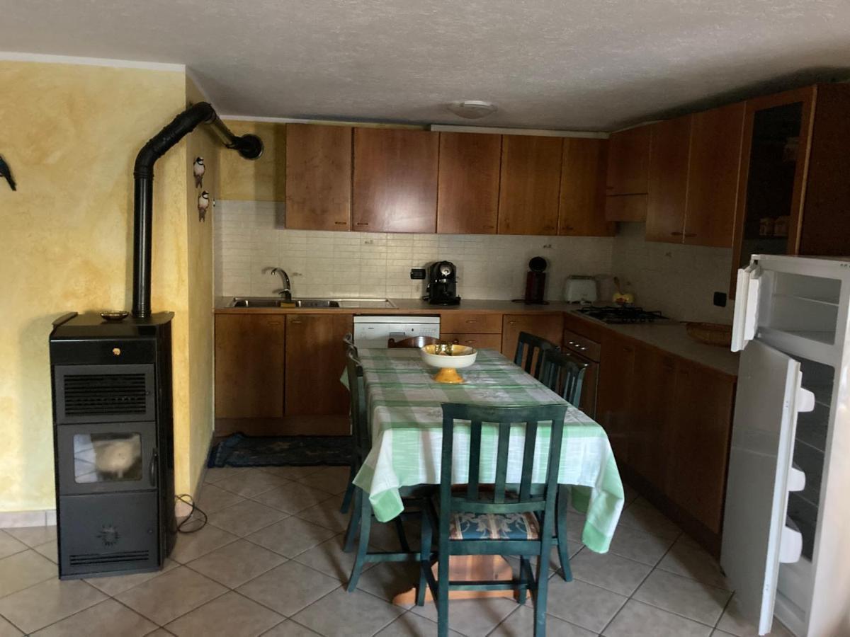 Chez Giusi Apartment ลาซัลเล ภายนอก รูปภาพ