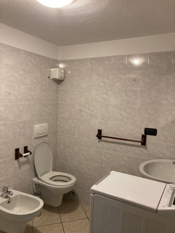 Chez Giusi Apartment ลาซัลเล ภายนอก รูปภาพ